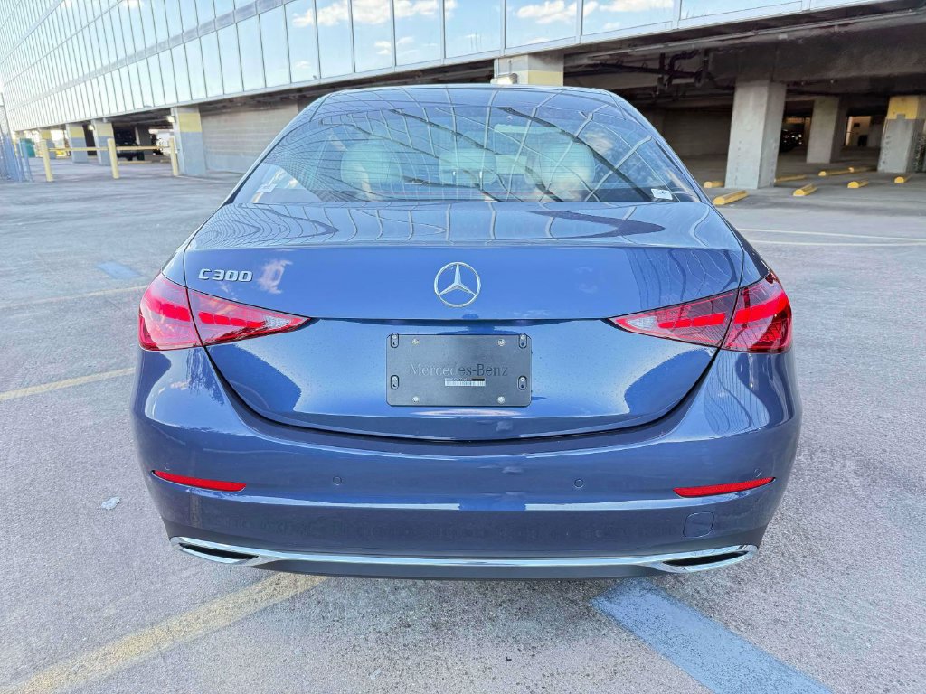 Used 2026 Mercedes-Benz C 300 Sedan image 5
