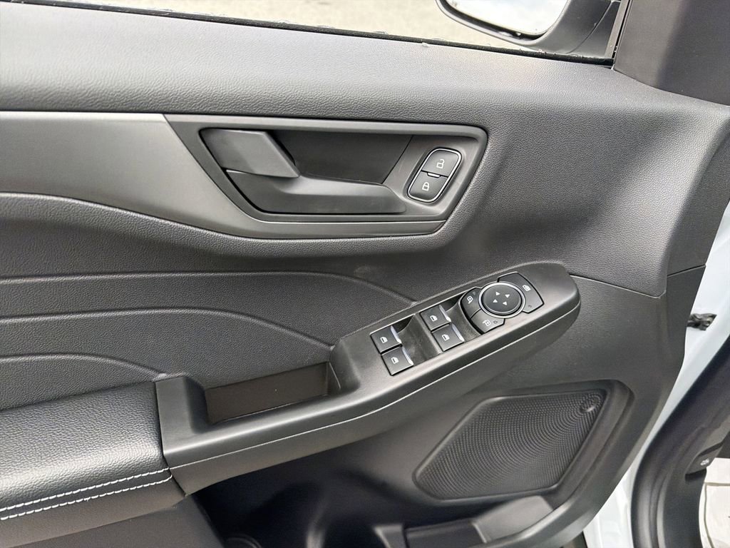 New 2026 Ford Escape Active AWD/4WD image 14