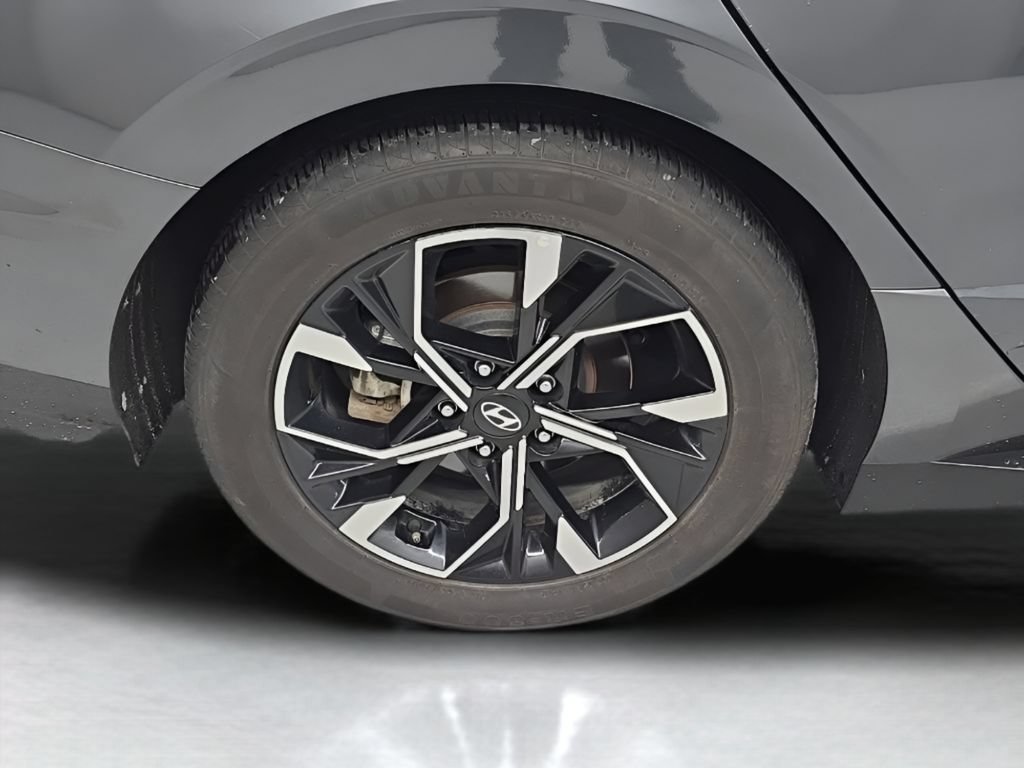 Certified 2025 Hyundai Sonata SEL FWD image 43