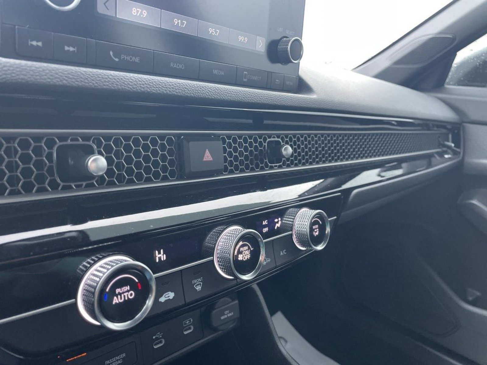 Certified 2025 Honda Civic Sport image 16