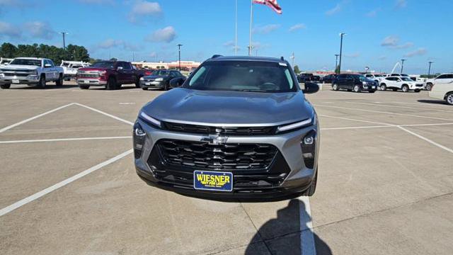 Certified 2025 Chevrolet Trax ACTIV w/ Sunroof Package FWD image 3
