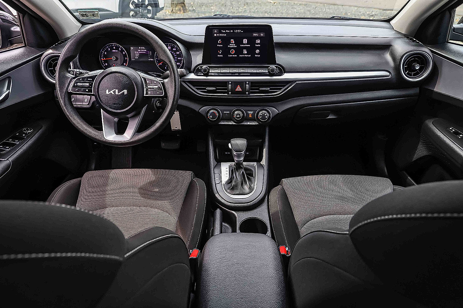 Certified 2024 Kia Forte LXS w/ LXS Technology Package image 21