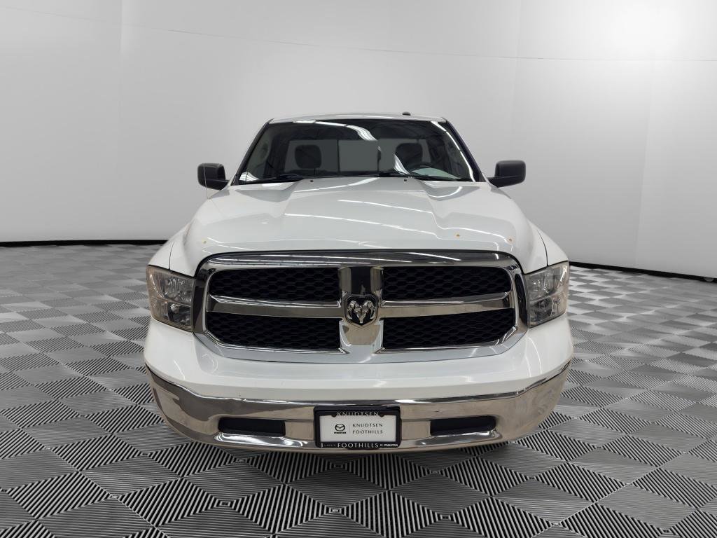 Used 2018 RAM 1500 Classic SLT image 2