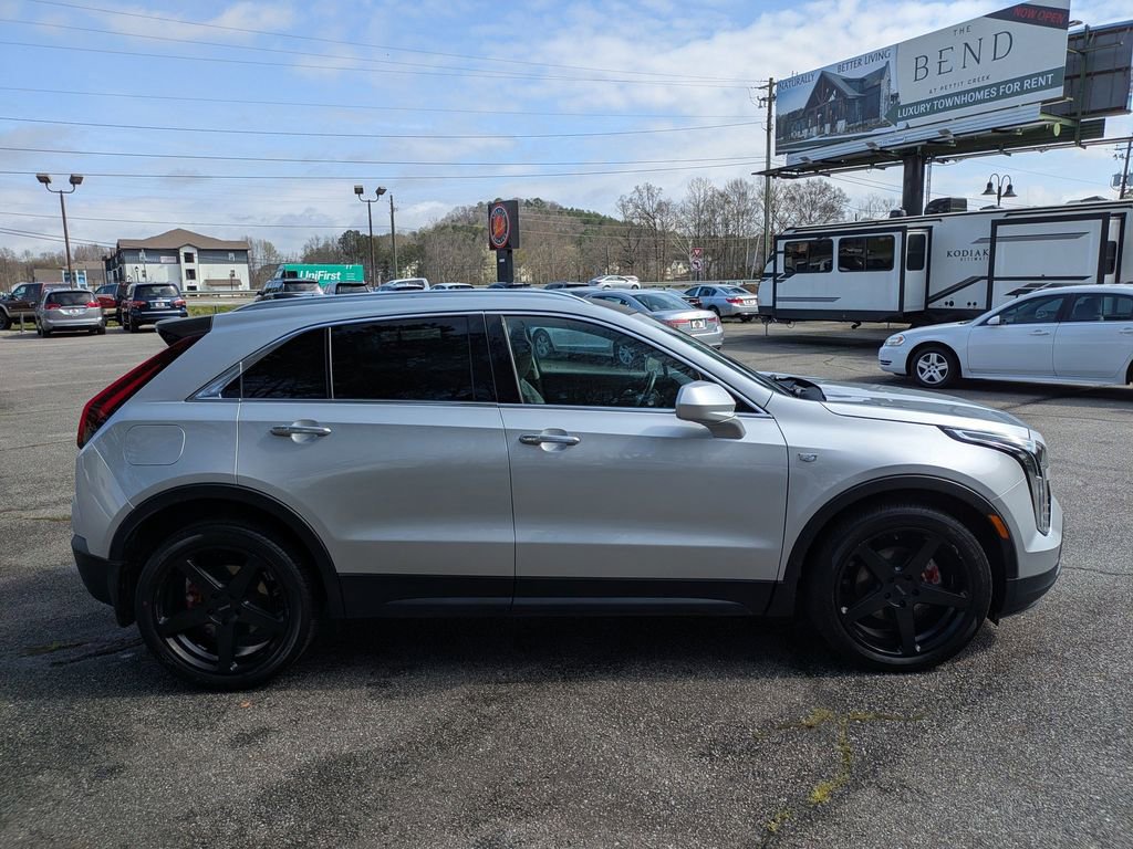 Used 2019 Cadillac XT4 Luxury w/ Cold Weather Package image 3