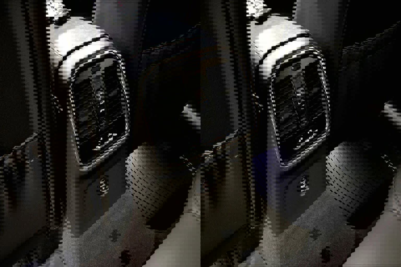 Used 2019 Porsche Macan S image 37