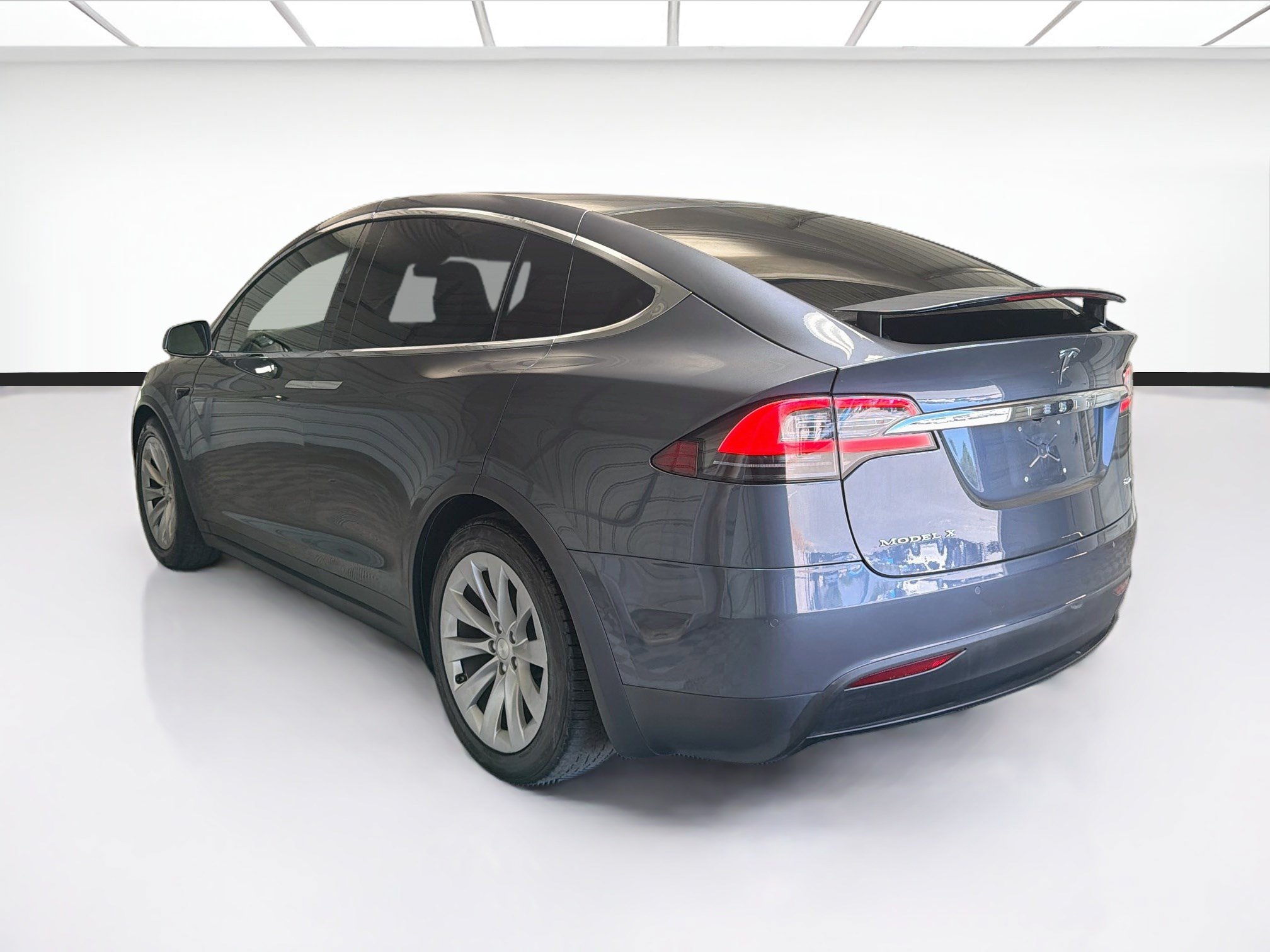 Used 2018 Tesla Model X 75D AWD/4WD image 6
