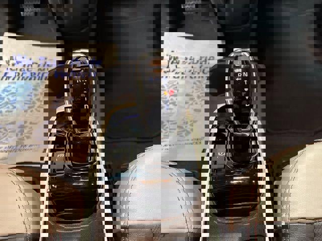 Used 2020 Chevrolet Bolt Premier w/ Infotainment Package image 17