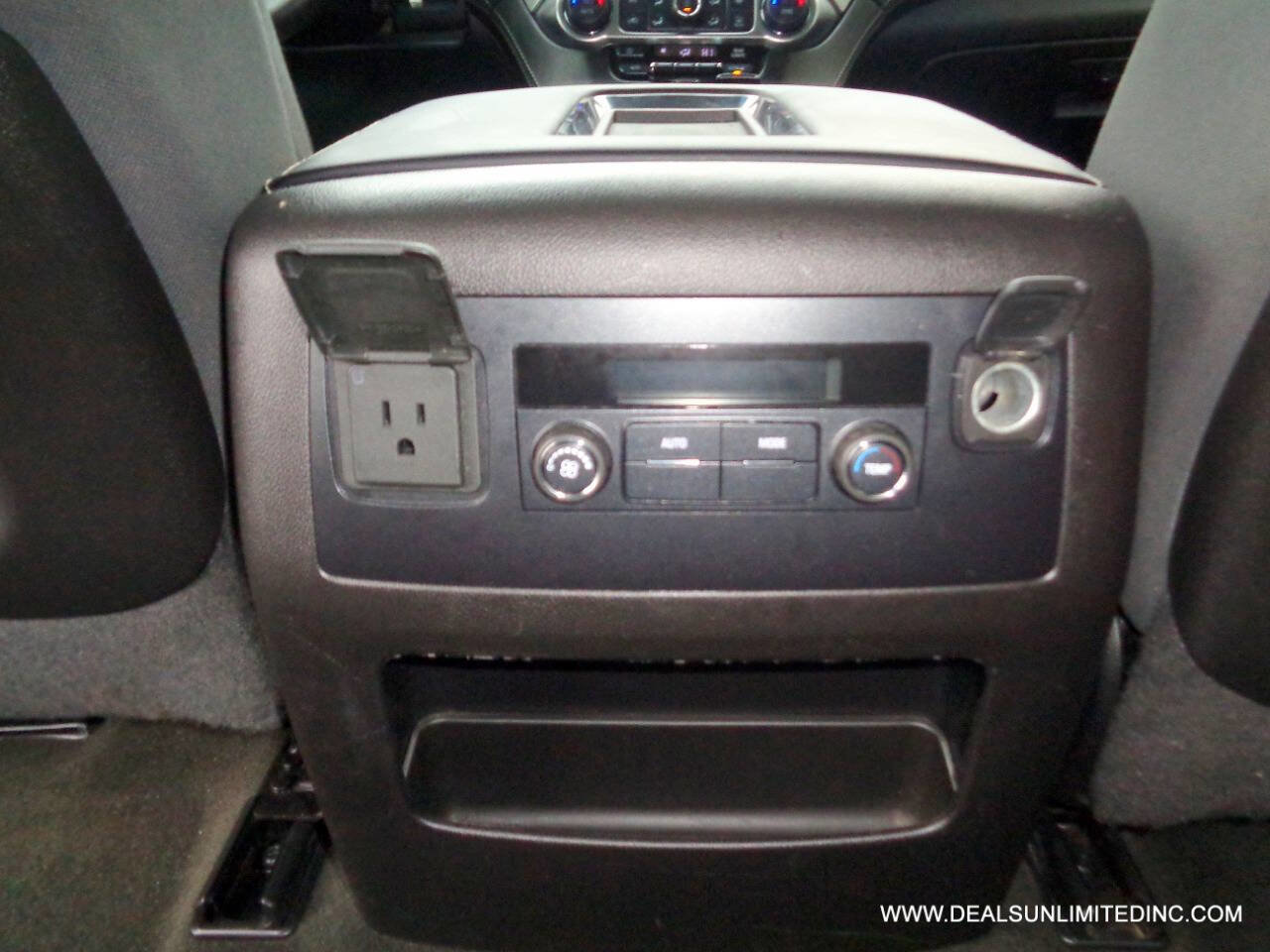 Used 2015 Chevrolet Tahoe LS image 18