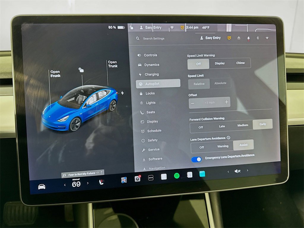Used 2019 Tesla Model 3 Standard Range Plus image 21