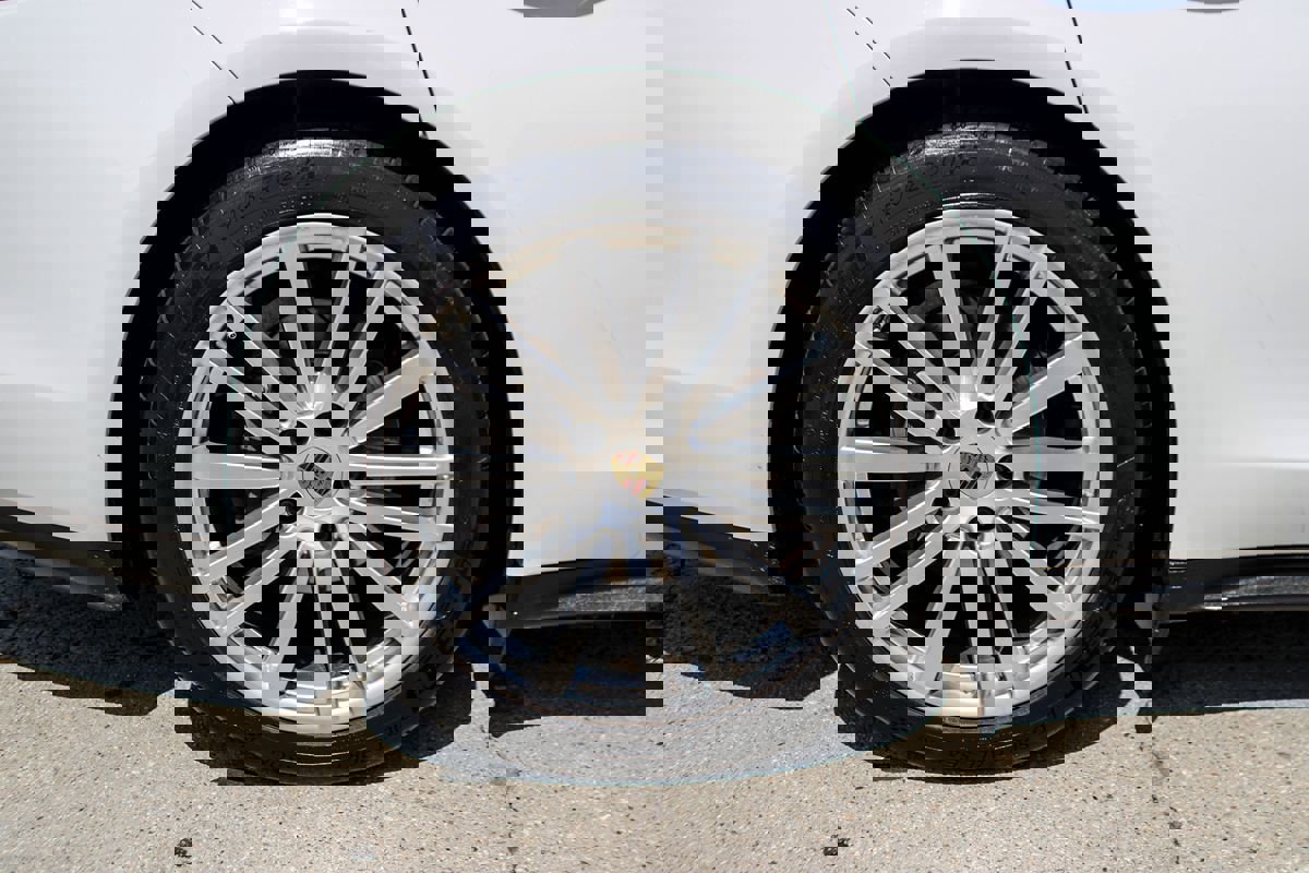 Used 2018 Porsche Panamera 4S image 45