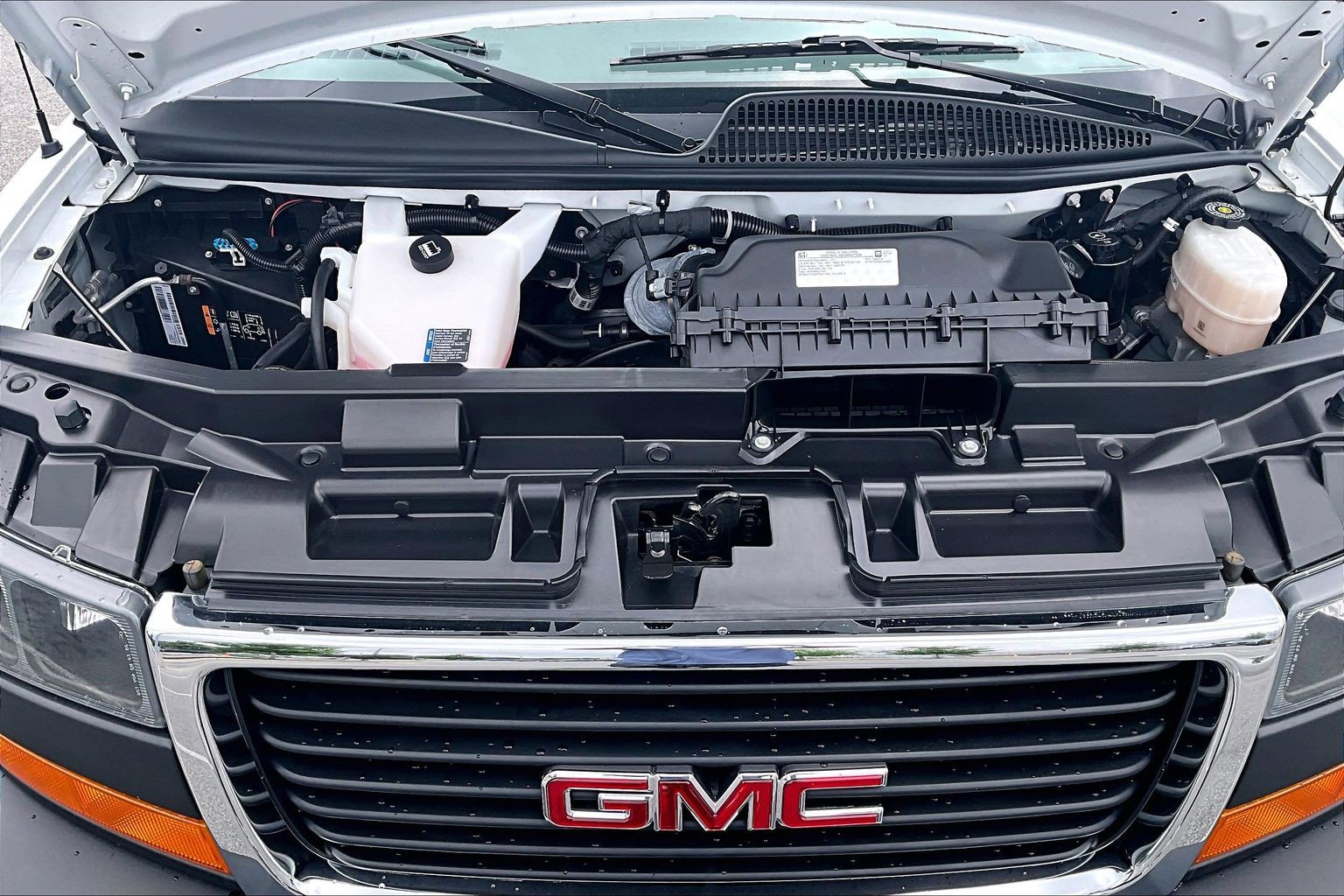 Used 2023 GMC Savana 2500 w/ Driver Convenience Package RWD image 29