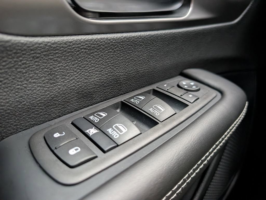 New 2026 Chrysler Voyager LX FWD image 36