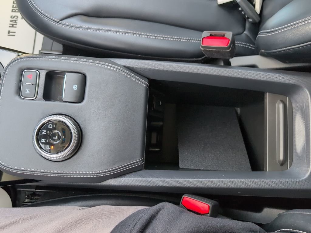 Used 2024 Ford Mustang Mach-E Select image 21