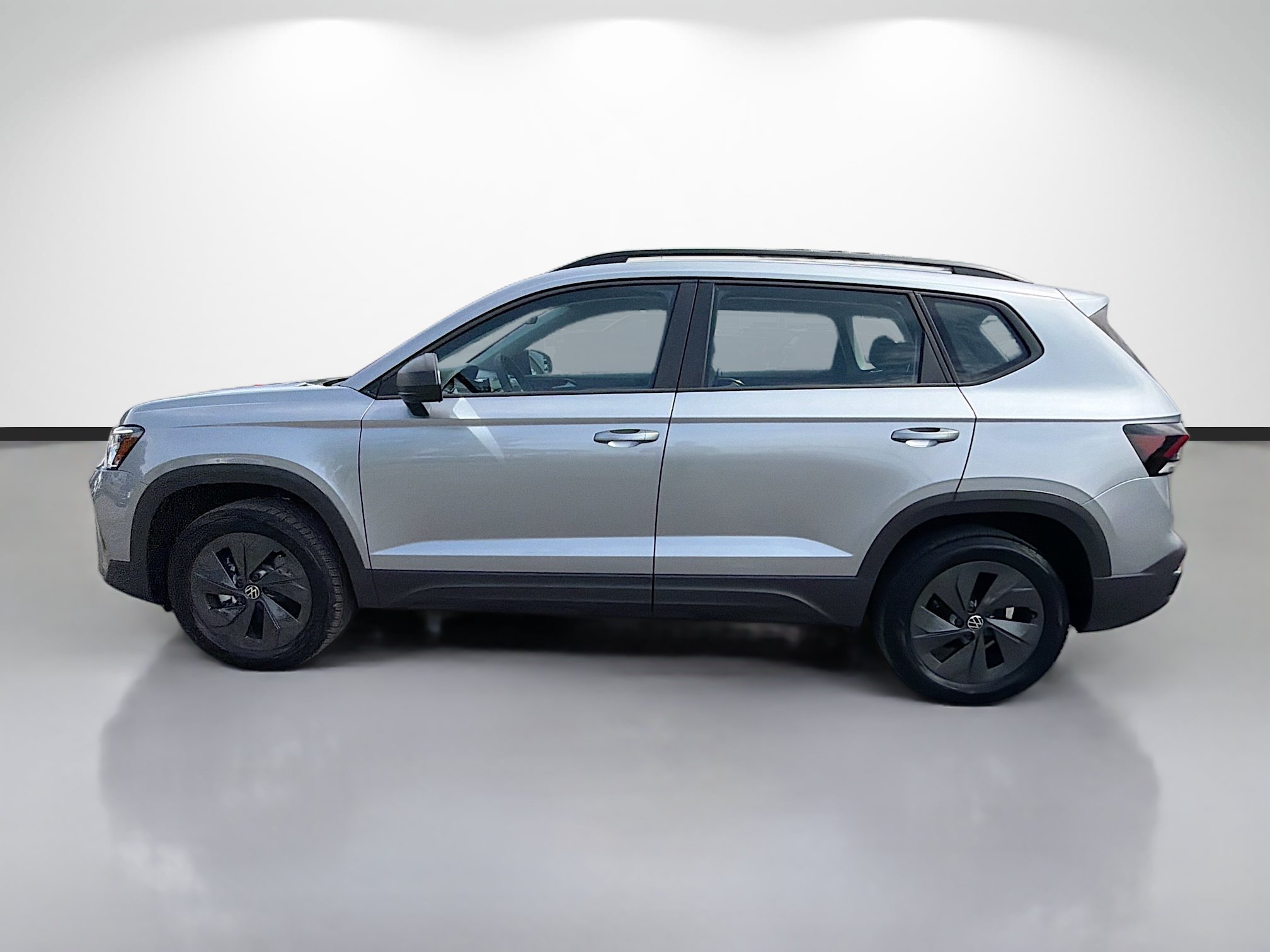 Used 2025 Volkswagen Taos S FWD image 6