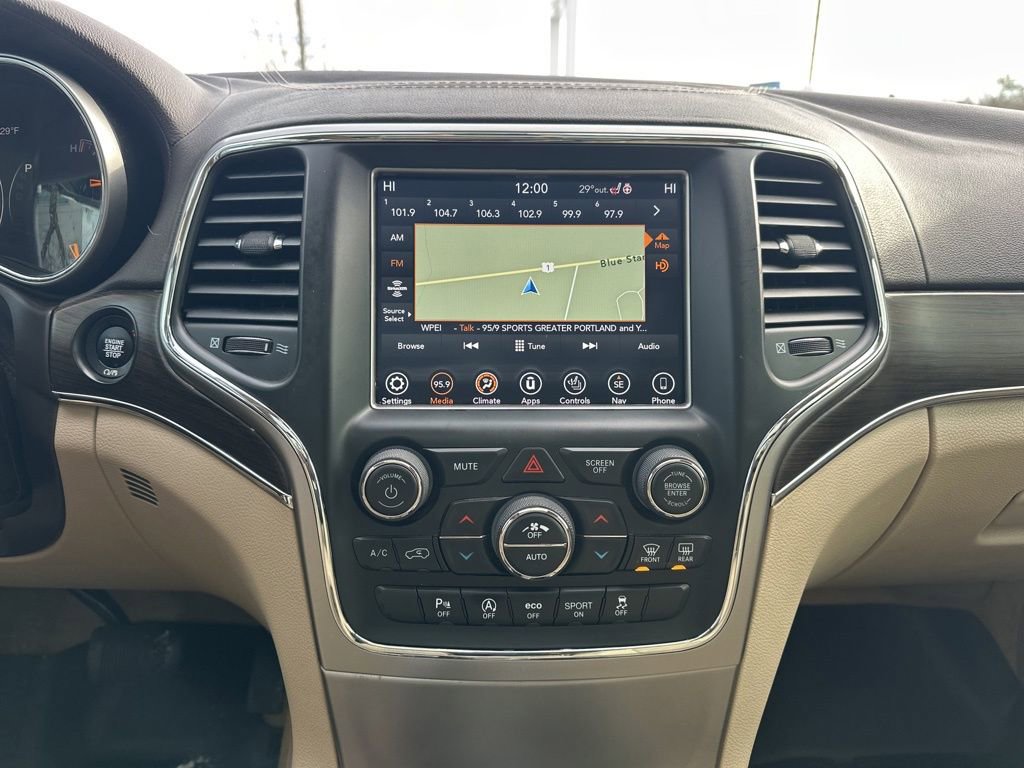 Used 2018 Jeep Grand Cherokee Overland image 20