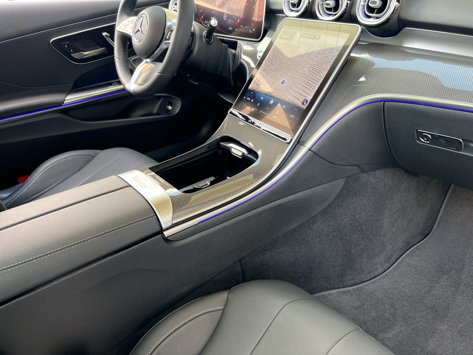Used 2024 Mercedes-Benz CLE 300 4MATIC Coupe image 12