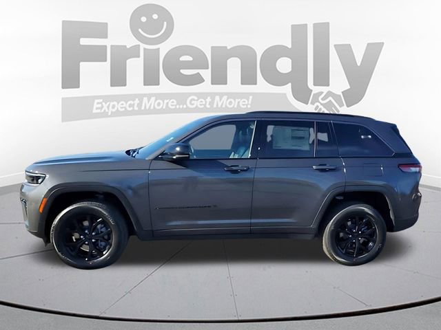 New 2026 Jeep Grand Cherokee Altitude AWD/4WD image 2