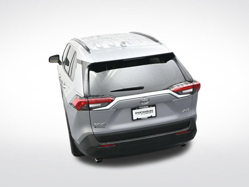 Used 2025 Toyota RAV4 XLE w/ Convenience Package FWD image 29