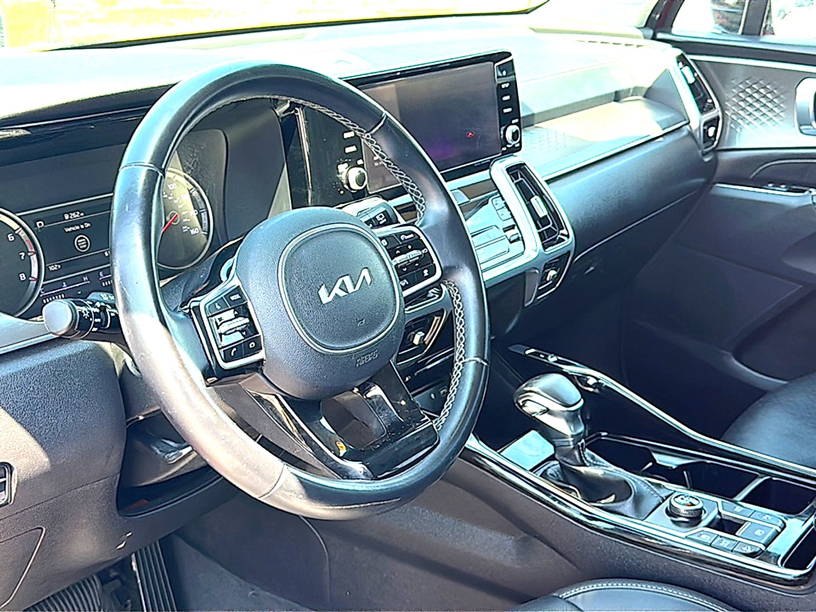 Used 2022 Kia Sorento SX FWD image 12