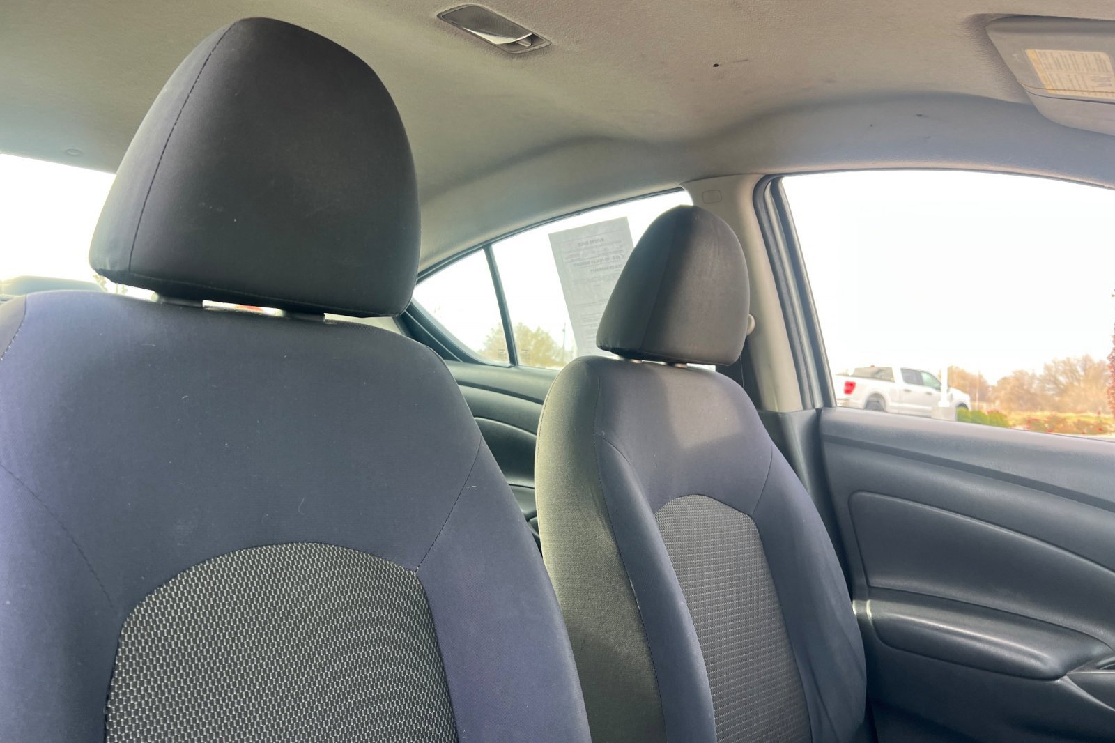 Used 2012 Nissan Versa SV image 13