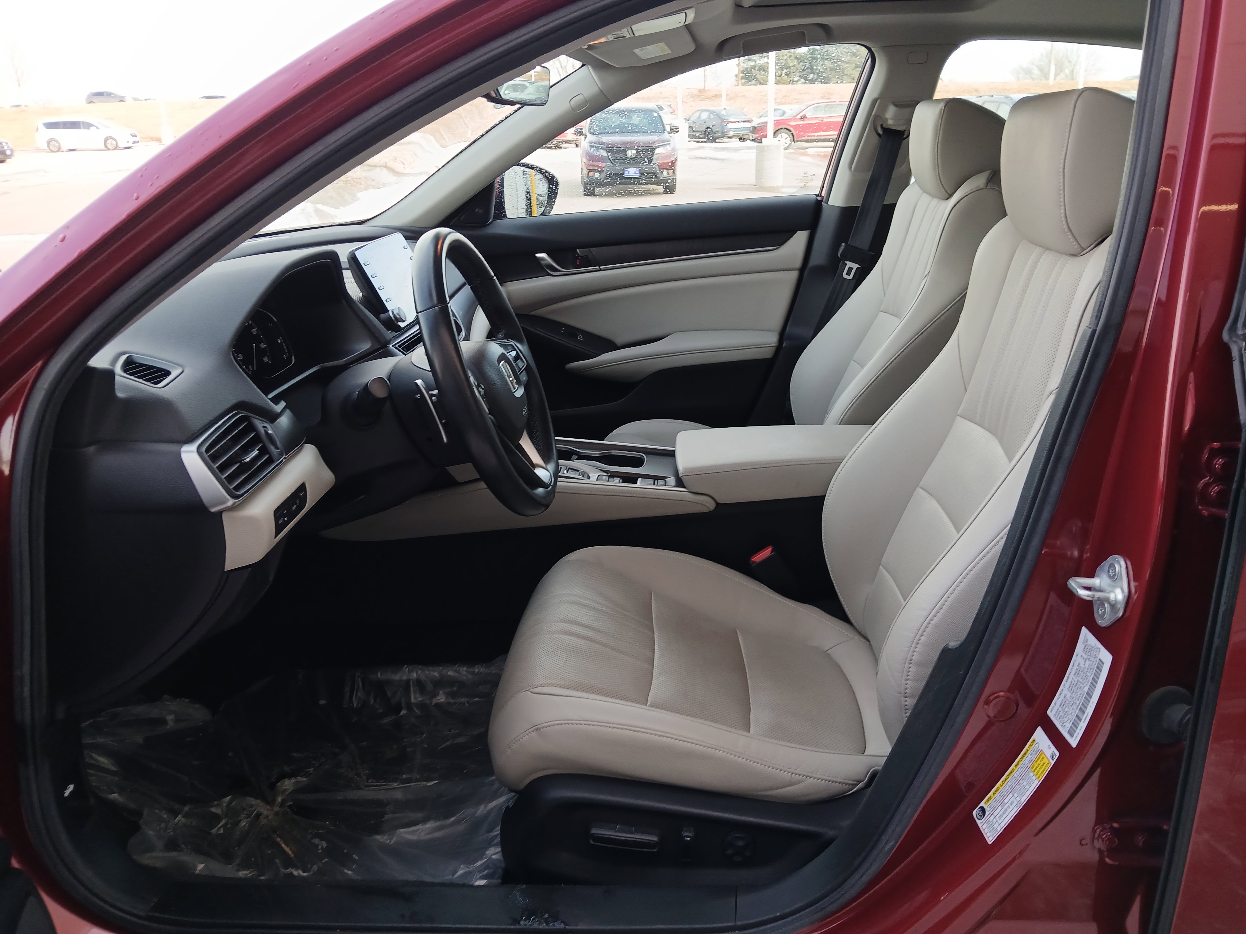 Used 2021 Honda Accord Touring image 8