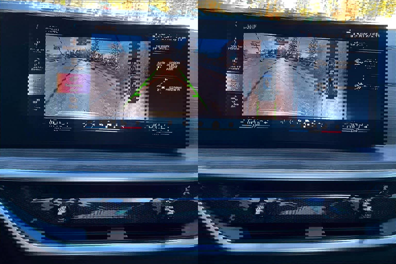 Used 2024 BMW X5 xDrive40i w/ Parking Assistance Package image 28