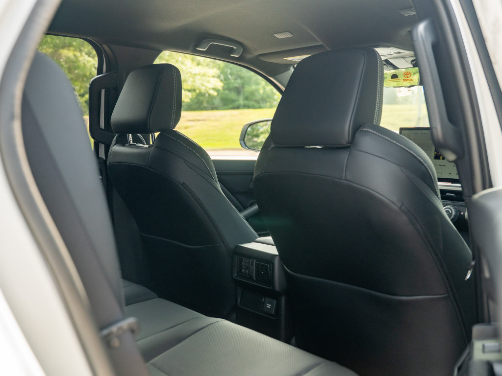 New 2026 Toyota 4Runner TRD Off-Road Premium AWD/4WD image 16