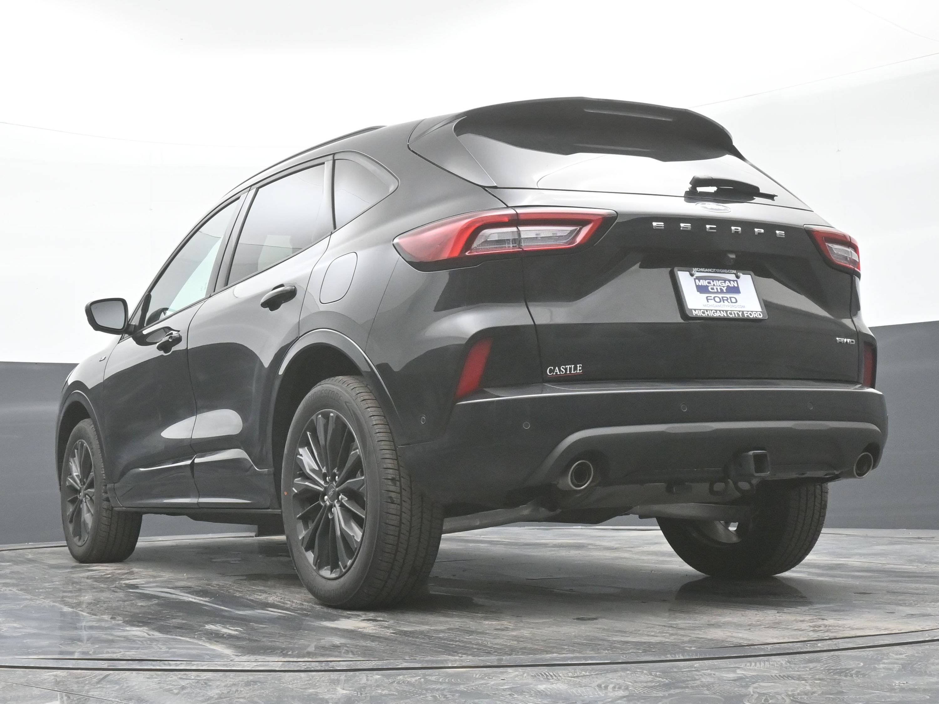 Used 2024 Ford Escape ST-Line Elite w/ Premium Technology Package AWD/4WD image 37