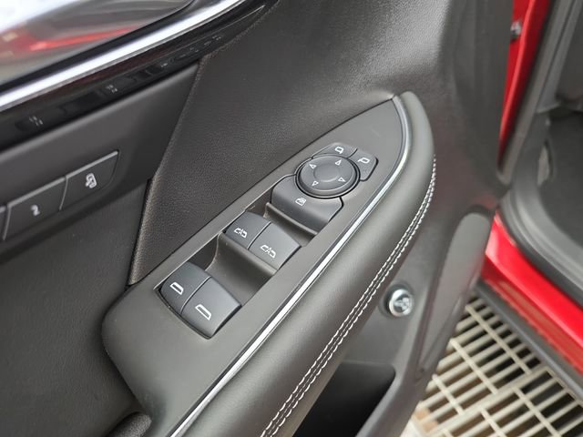 Used 2023 Buick Envision Essence image 11