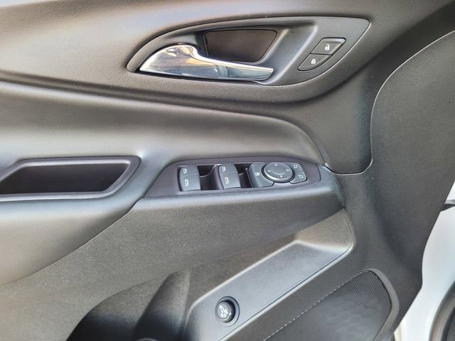 Used 2022 Chevrolet Equinox LT image 23