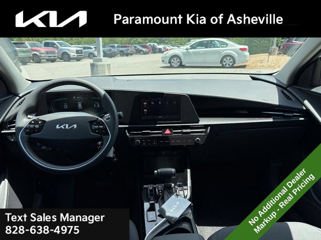 New 2026 Kia Niro LX FWD image 8