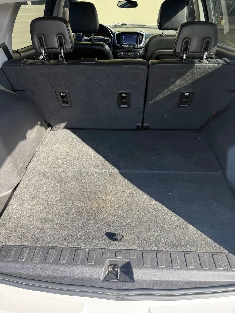 Used 2019 GMC Terrain SLT image 16