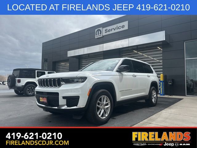 Used 2024 Jeep Grand Cherokee L Laredo image 3