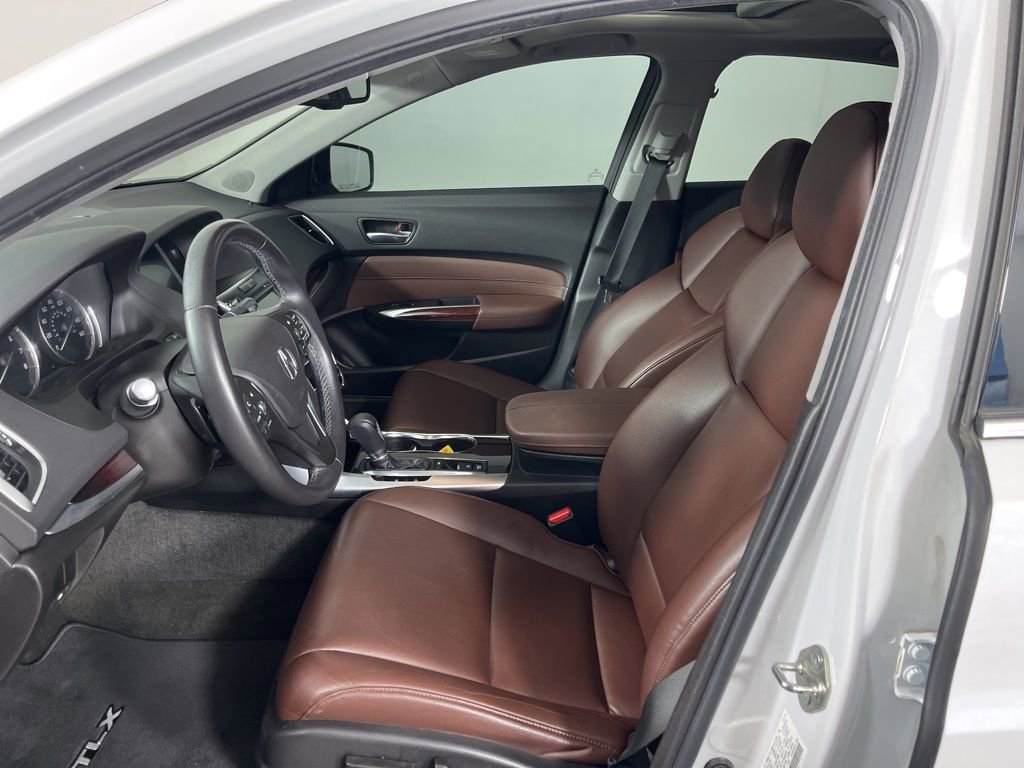 Used 2016 Acura TLX image 18