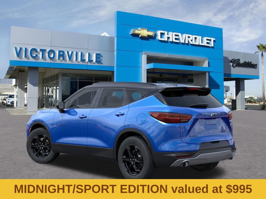 Used 2026 Chevrolet Blazer LT w/ Midnight/Sport Edition FWD image 3