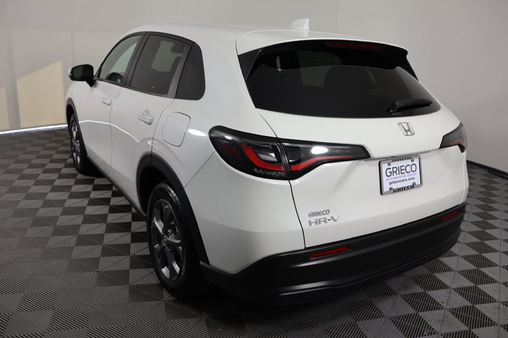 Certified 2026 Honda HR-V LX image 5