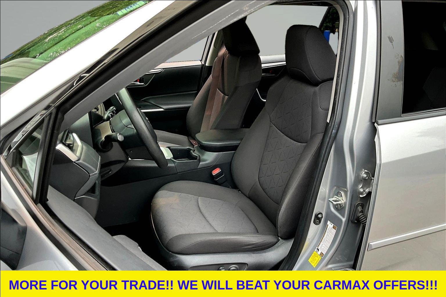 Used 2023 Toyota RAV4 XLE AWD/4WD image 21