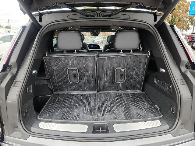 Certified 2026 Cadillac Vistiq Sport w/ LPO, Floor Liner Package AWD/4WD image 29