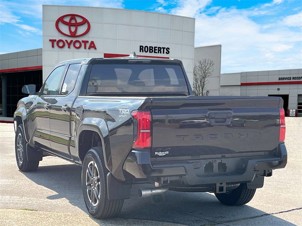 New 2025 Toyota Tacoma TRD Sport image 5