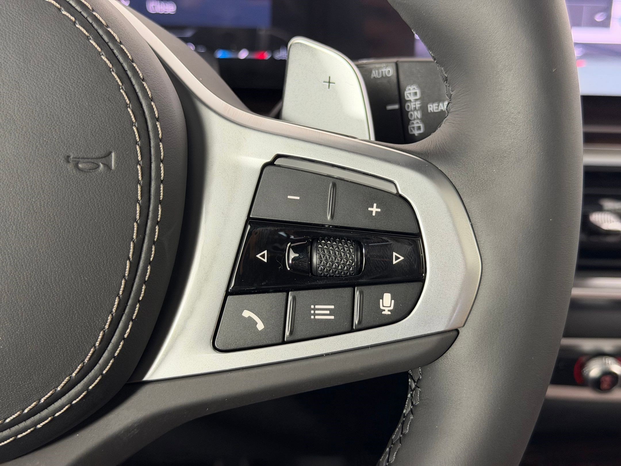 New 2026 BMW X5 sDrive40i image 29