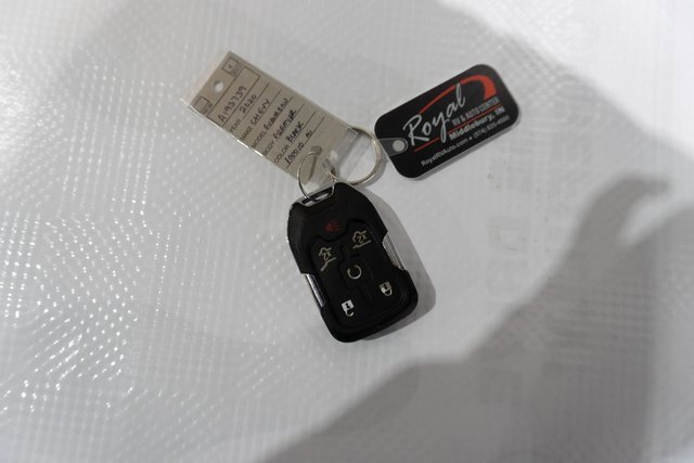 Used 2020 Chevrolet Suburban Premier image 30