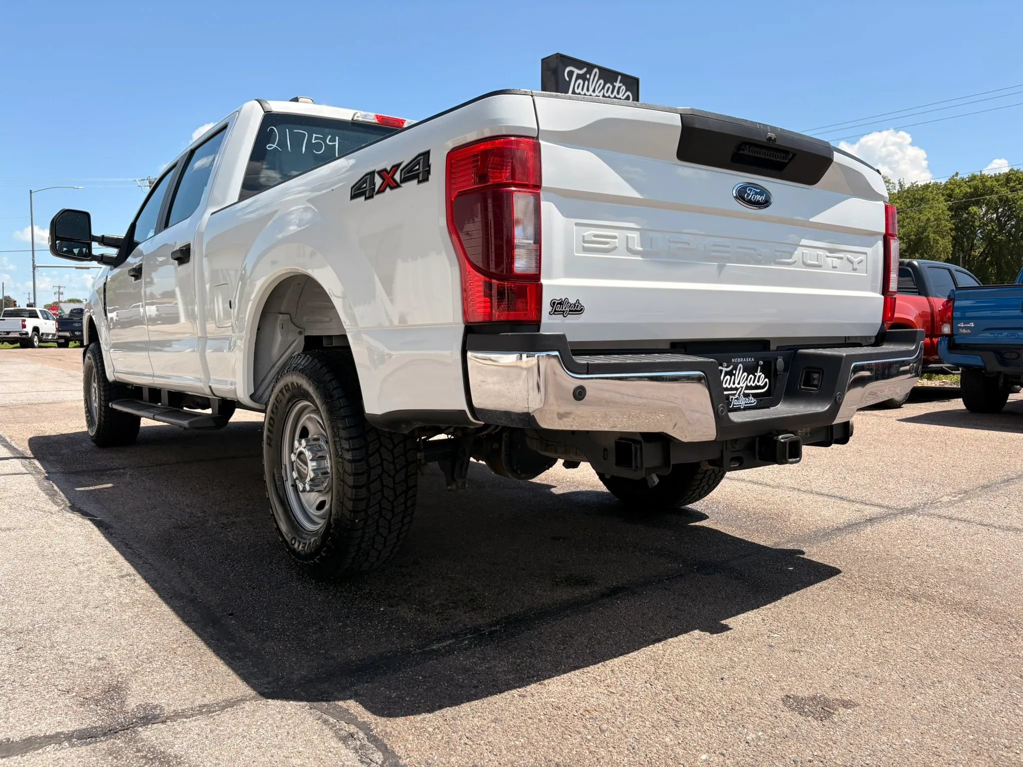 Used 2022 Ford F250 XL w/ Power Equipment Group AWD/4WD image 5