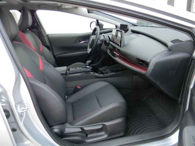 Used 2024 Toyota Prius Prime FWD image 23