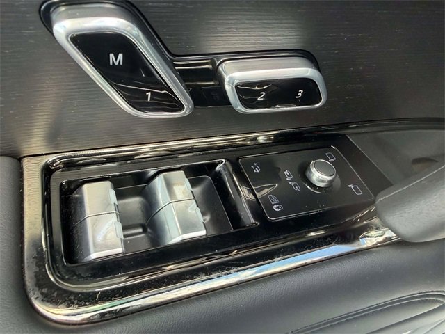 Used 2023 Land Rover Range Rover Sport SE Dynamic image 17