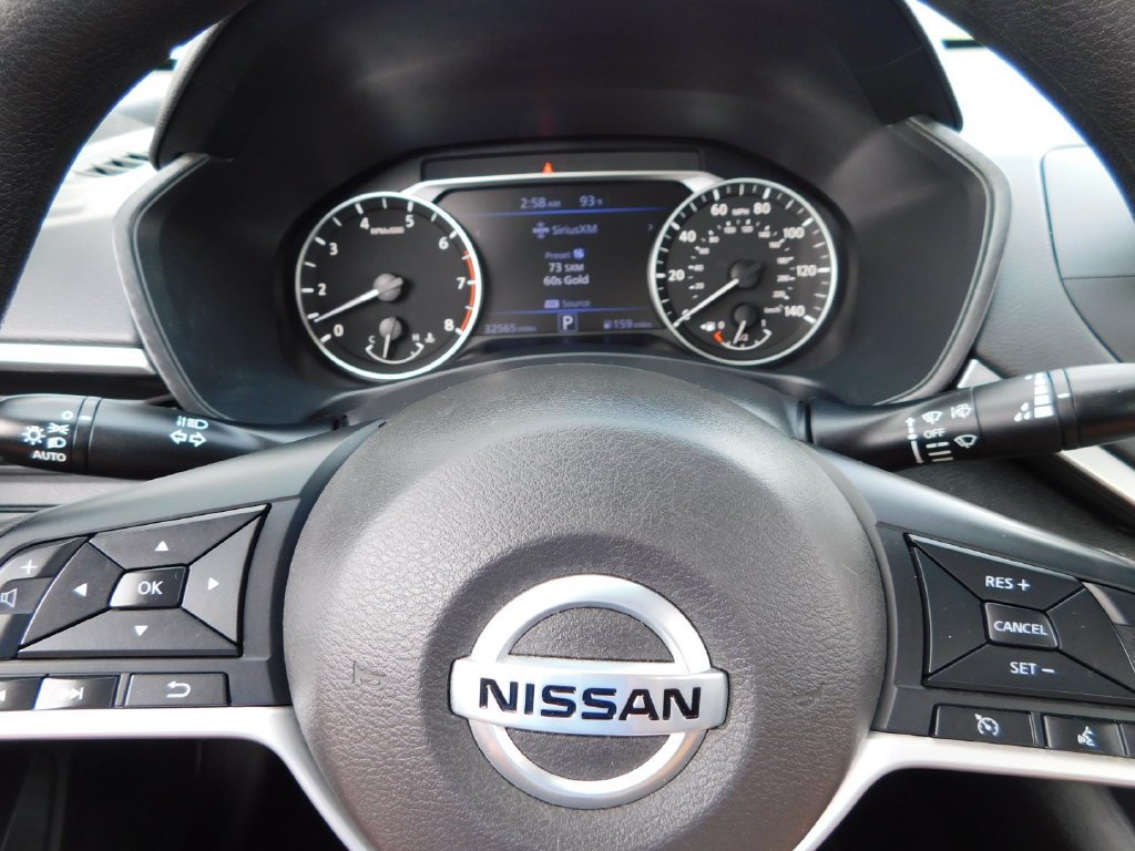 Used 2022 Nissan Altima 2.5 SV AWD/4WD image 26