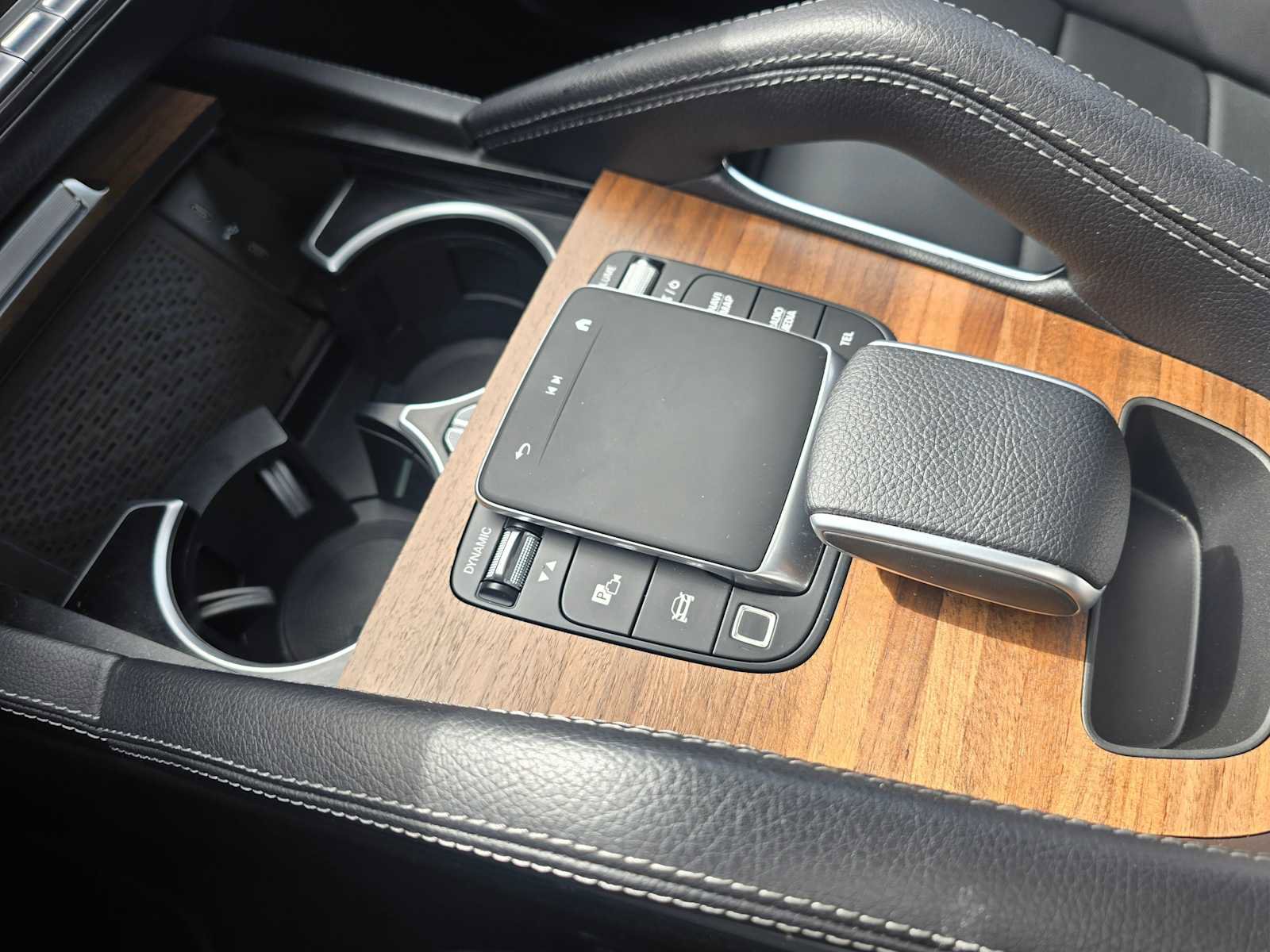 Certified 2025 Mercedes-Benz GLE 350 4MATIC image 32