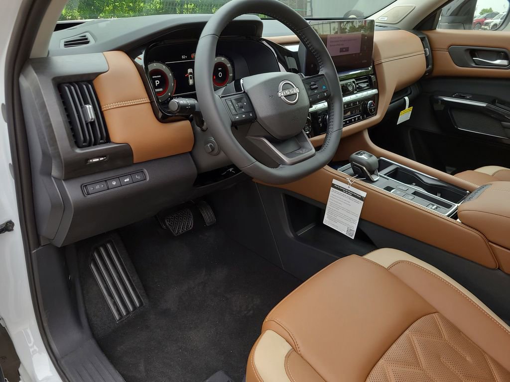 New 2026 Nissan Pathfinder Platinum FWD image 13