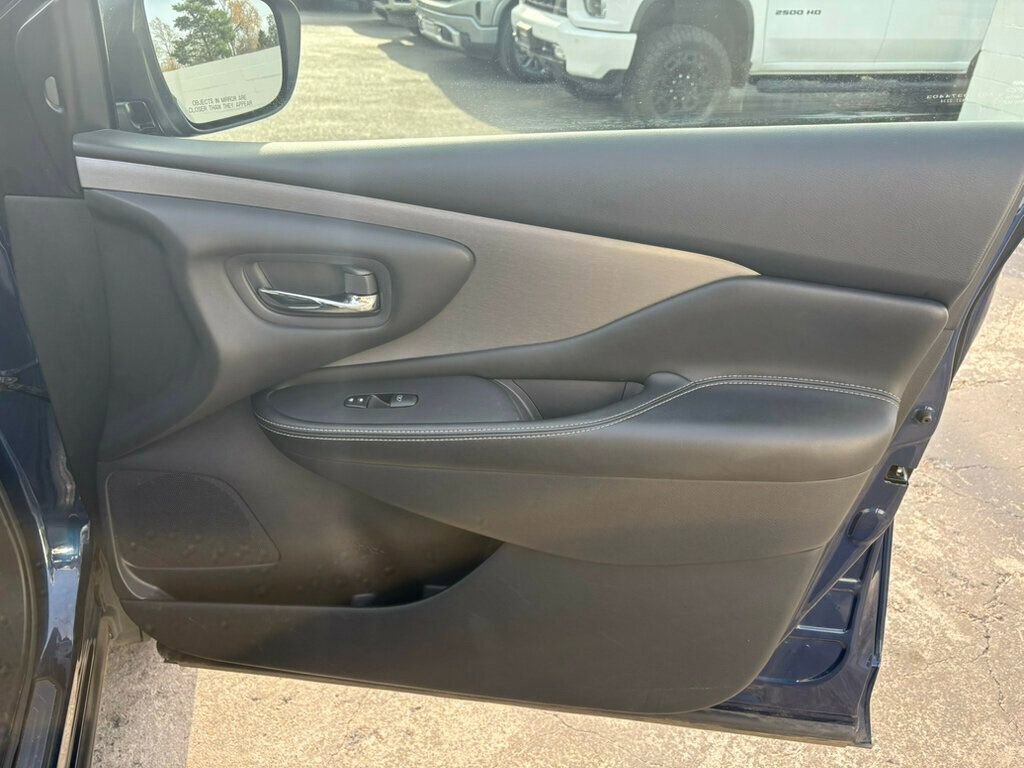 Used 2020 Nissan Murano S w/ Technology Package image 27