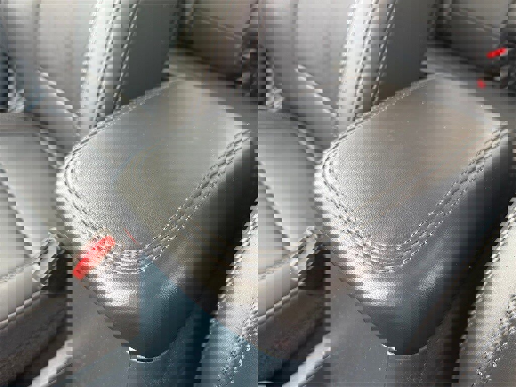 Used 2024 Ford Maverick Lariat w/ Black Appearance Package image 17