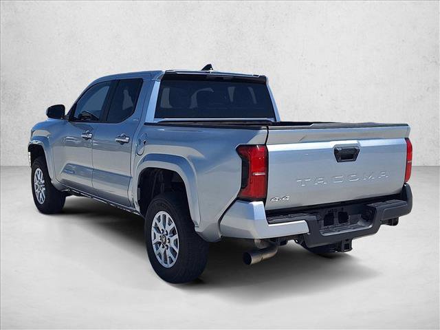 Used 2024 Toyota Tacoma SR5 AWD/4WD image 7